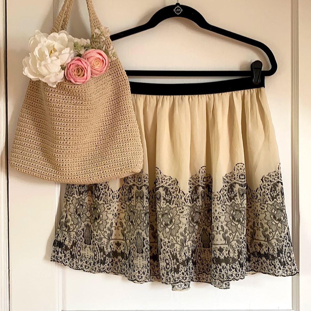 American Eagle US size L boho relaxed flows skirt